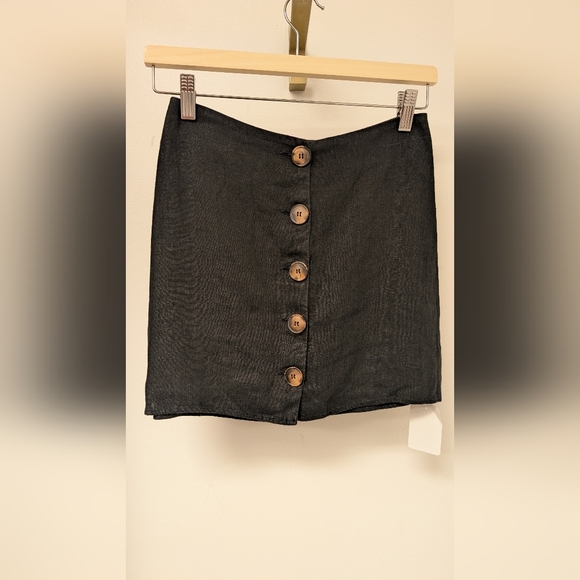 Reformation Linen 2 Piece Skirt And Top - Picture 5 of 5